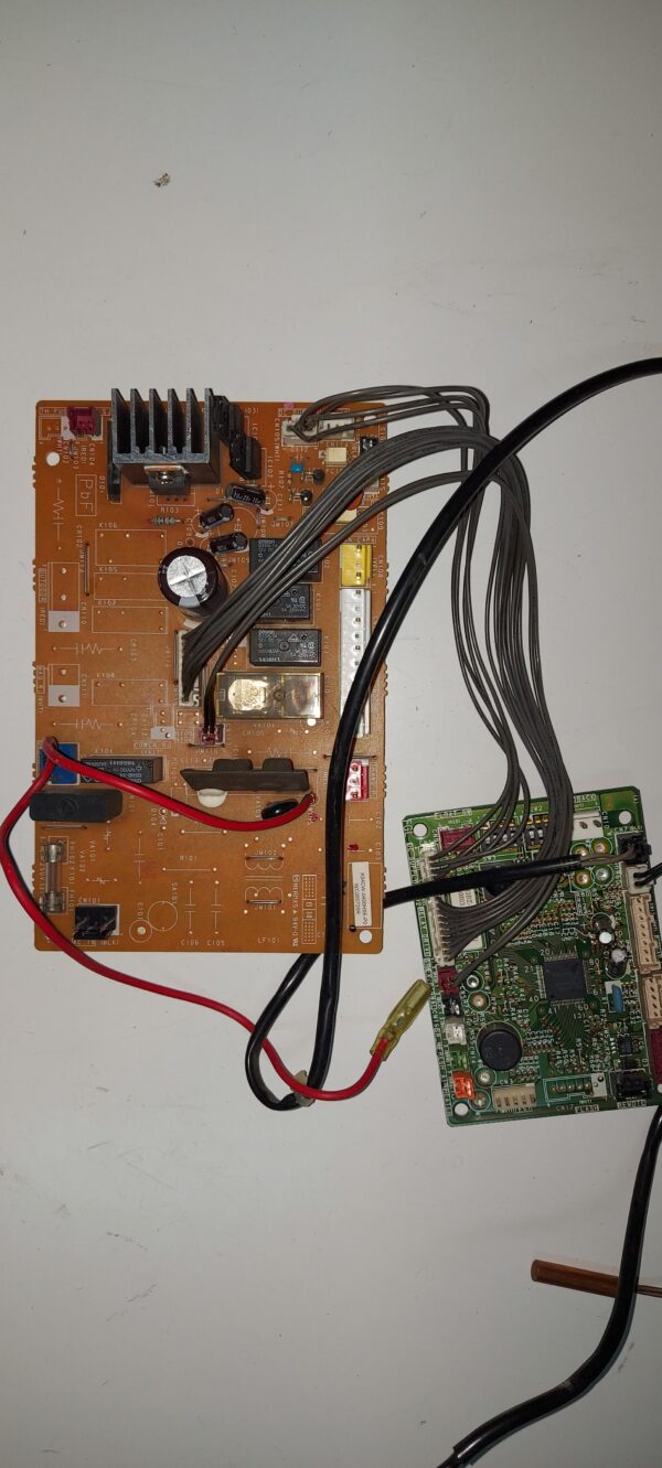 Placa electrónica Aire Acondicionado K04CW-0400HSE-P0