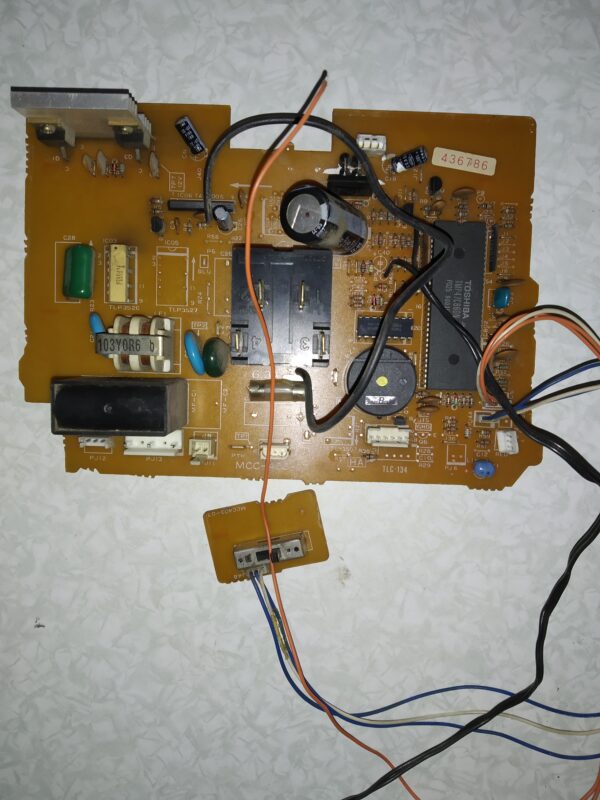 Placa electrónica Aire Acondicionado TMP47C860N