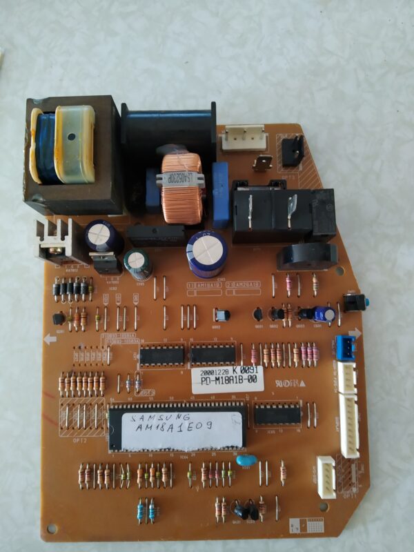 Placa electrónica Aire Acondicionado AM18A1E09
