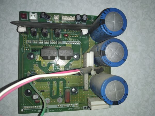 Placa electrónica Aire Acondicionado DM00N095