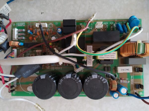 Placa electrónica Aire Acondicionado PKX33WK576BPZ