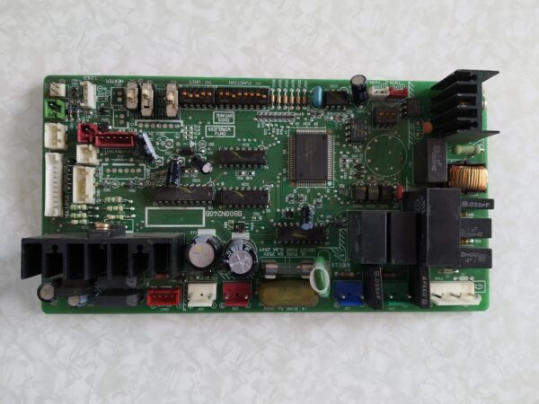 Placa electrónica Aire Acondicionado BB76N241G04