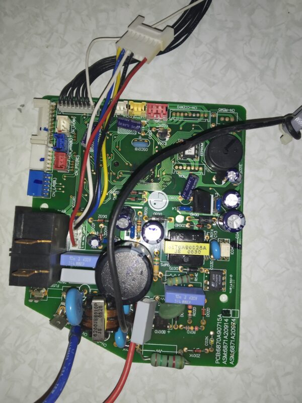 Placa electrónica Aire Acondicionado 6870A90715A
