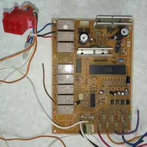 Placa Electrónica de Aire Acondicionado Placas por código RPC501A020