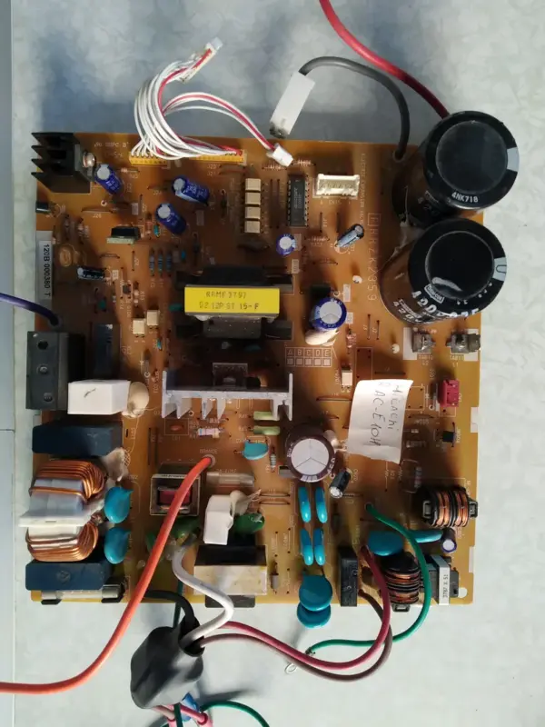Placa Electrónica de Aire Acondicionado HITACHI RAC-E10H
