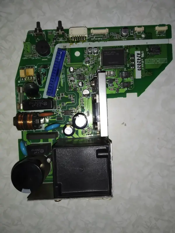 Placa Electrónica de Aire Acondicionado Placas por código A742010