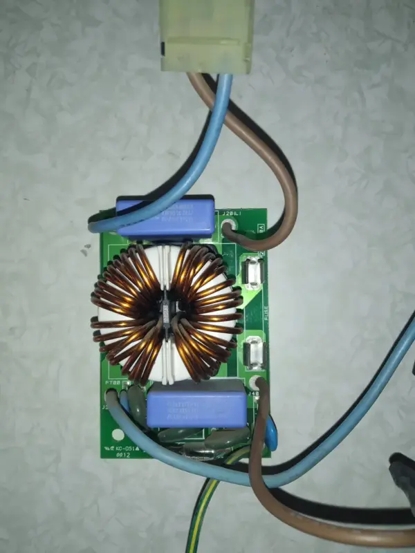 Placa Electrónica de Aire Acondicionado SAMSUNG 2MA3Z601006