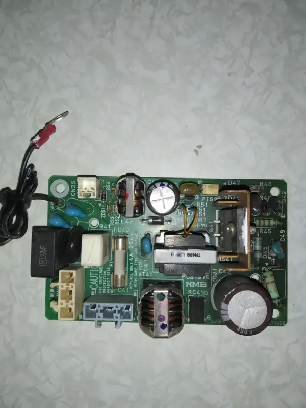 Placa Electrónica de Aire Acondicionado MITSUBISHI PCB1676