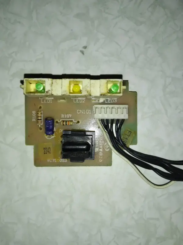 Placa Electrónica de Aire Acondicionado Placas por código VC755023/LEDS