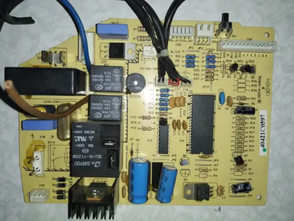 Placa Electrónica de Aire Acondicionado Placas por código B130404