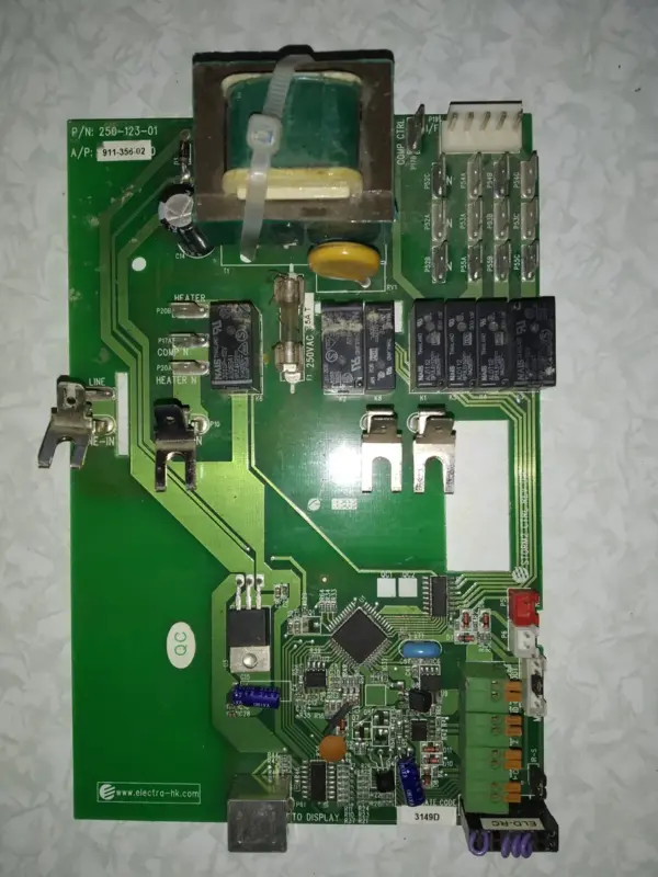 Placa Electrónica de Aire Acondicionado ELECTRA-HK 250-123-01