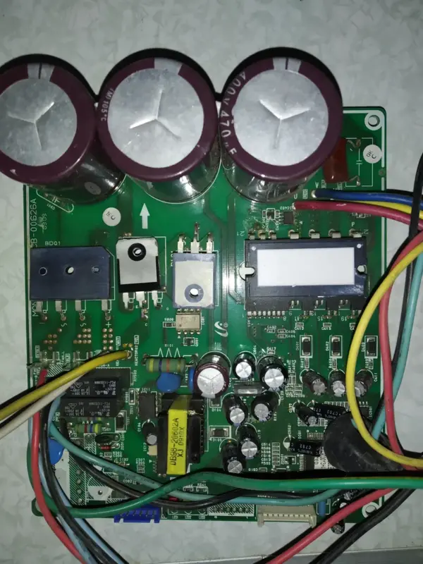 Placa Electrónica de Aire Acondicionado SAMSUNG PCB-00626A