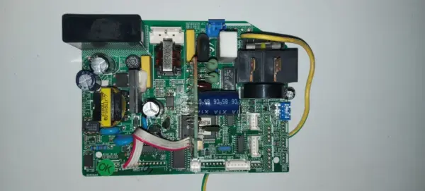 Placa Electrónica de Aire Acondicionado SAMSUNG DB41-00526A / AQV12NSAN