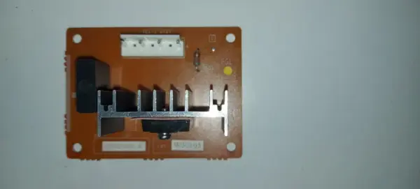 Placa Electrónica de Aire Acondicionado FUJITSU EZ-0950DHSE-K