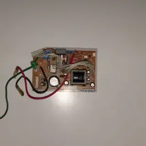 Placa Electrónica de Aire Acondicionado PANASONIC A744567 / CS-E15GKEW