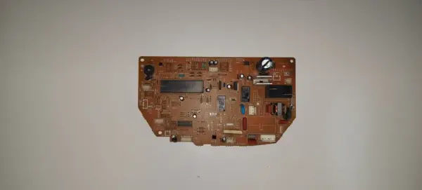 Placa Electrónica de Aire Acondicionado Placas por código RKR505A360
