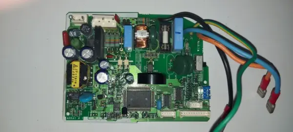 Placa Electrónica de Aire Acondicionado SAMSUNG 250V 5A / MH19VA2-07