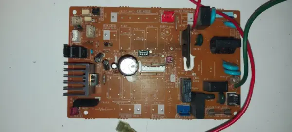 Placa Electrónica de Aire Acondicionado FUJITSU EZ-003SHSE-P / RD-60TC