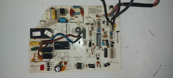 Placa Electrónica de Aire Acondicionado ORBEGOZO ABR160 / 050305    450401A0145