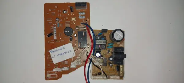 Placa Electrónica de Aire Acondicionado PANASONIC CS-PWZ8CKE A743235 / A743348