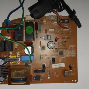 Placa Electrónica de Aire Acondicionado CARRIER 42QP5A5501A / 42PHQ009K