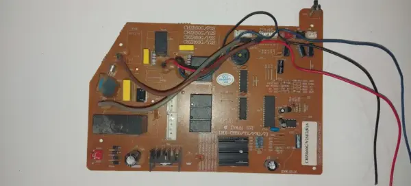Placa Electrónica de Aire Acondicionado Placas por código CHZR60G/Y2SE2(R)A