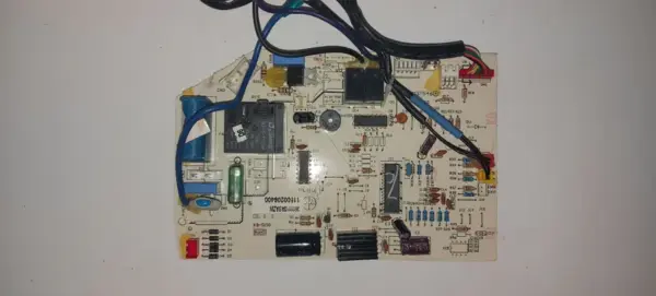Placa Electrónica de Aire Acondicionado Placas por código SX-SA1-M37546 / 3611113ASAZW