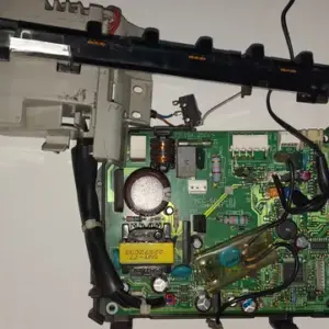 Placa Electrónica de Aire Acondicionado LG AUUH368B 6870A90246A / MCC-5045-01