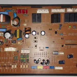 Placa Electrónica de Aire Acondicionado GREE PORTATIL DPT9000CAGR / 6871A20583