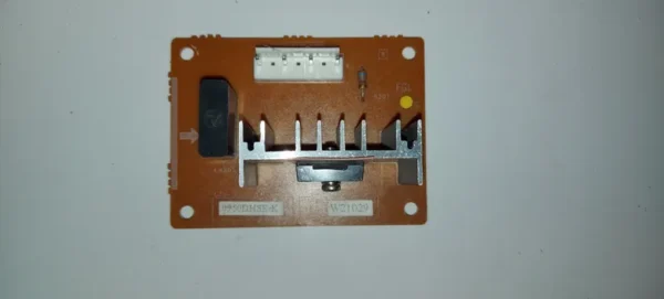 Placa electrónica Aire Acondicionado FUJITSU 0950DHSE-K / A0YGA45LATT