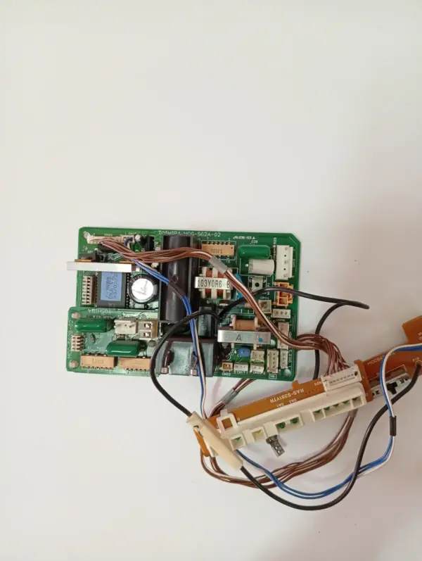 Placa Electrónica de Aire Acondicionado TOSHIBA MCC-562A-02/MCC-562B-02