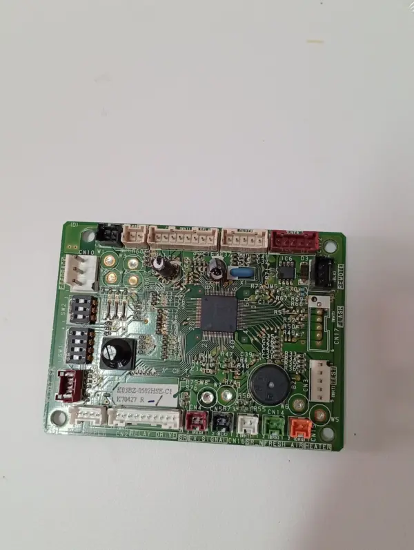 Placa Electrónica de Aire Acondicionado FUJITSU GENERAL K03BZ-0502HSE-C1/K70427 R