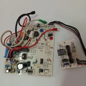 Placa Electrónica de Aire Acondicionado HAIER A512GBZ-RA/CQC08001022336