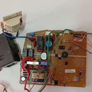 Placa Electrónica de Aire Acondicionado Placas por código 42QH5A5501A-R