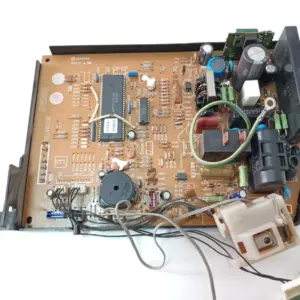 Placa Electrónica de Aire Acondicionado MITSUBISHI HSN-18NV/DE00N110B
