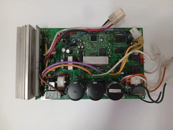 Placa Electrónica de Aire Acondicionado TOSHIBA RAS-205AVP-E/MCC-5009-04