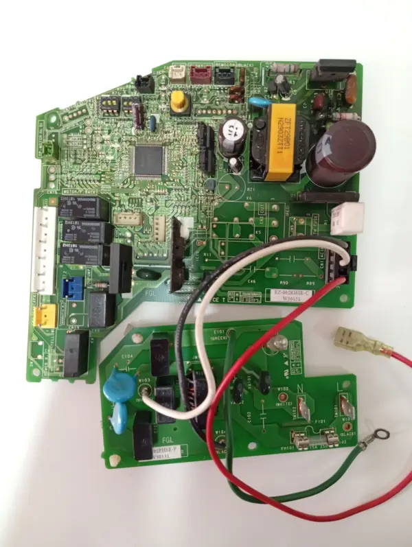 Placa Electrónica de Aire Acondicionado FUJITSU GENERAL GENERAL EZ-002RHSE-C/W30131