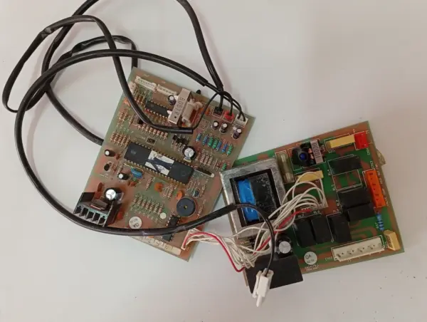 Placa Electrónica de Aire Acondicionado ORBEGOZO AC240/KACH-70-1