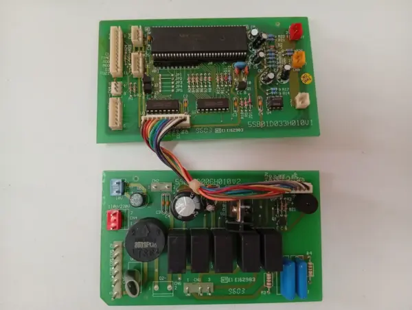 Placa Electrónica de Aire Acondicionado Placas por código 5SB01D033H010V1/5SB02D006H010V2