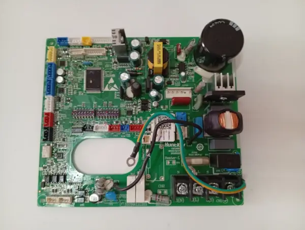 Placa Electrónica de Aire Acondicionado Placas por código V9039801/HKQ01064430/20200925