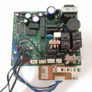 Placa Electrónica de Aire Acondicionado TOSHIBA MCC-713-04