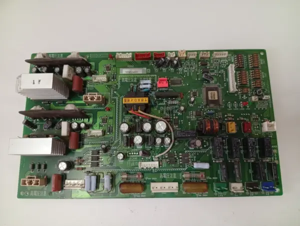 Placa Electrónica de Aire Acondicionado MITSUBISHI ELECTRIC T935B32D40831/RG76J854G03