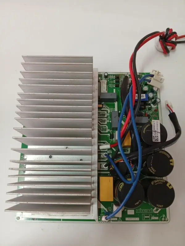Placa Electrónica de Aire Acondicionado Placas por código 02BY102381F2