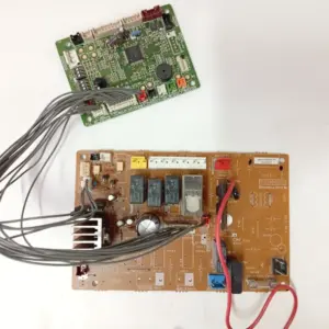 Placa Electrónica de Aire Acondicionado FUJITSU K04CW-0400HSE-P0/WC050906F/K03BZ-0409HSE-C1