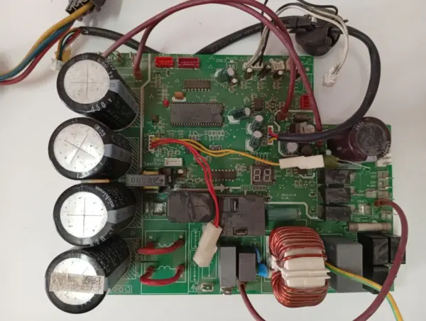 Placa Electrónica de Aire Acondicionado Placas por código CE-KFR90W/BP3T1N1-310.D.13.WP2-1/100LT233729A2