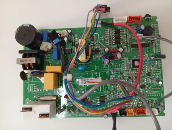 Placa Electrónica de Aire Acondicionado Placas por código 1952882A/PCB05-484-V02
