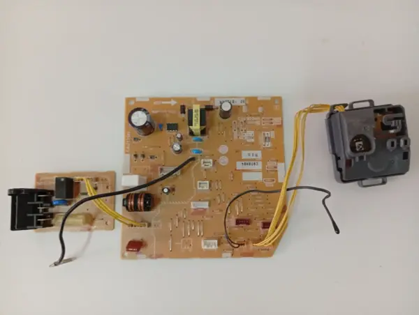 Placa Electrónica de Aire Acondicionado MITSUBISHI ELECTRIC VM00B762/B02-01Z2KR/VM76A757G01