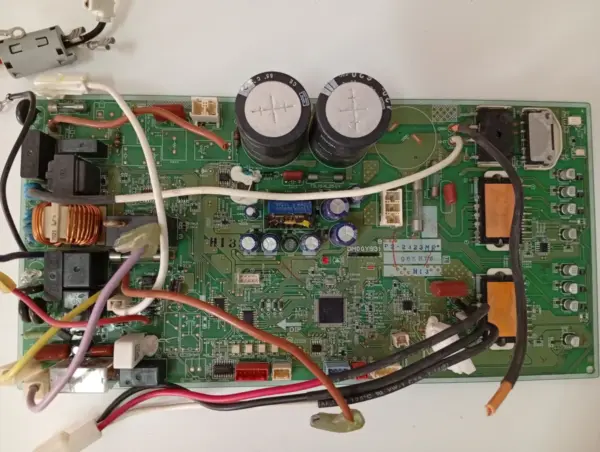Placa Electrónica de Aire Acondicionado MITSUBISHI ELECTRIC DM00Y931/BP2-2423MR