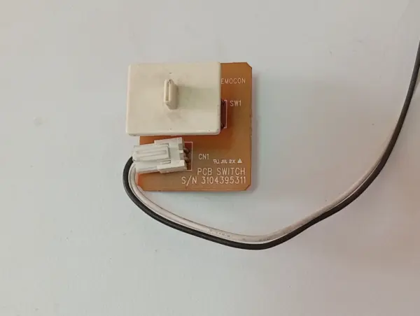 Placa Electrónica de Aire Acondicionado Placas por código PCB SWITCH S/N3104395311