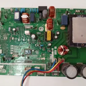 Placa Electrónica de Aire Acondicionado DAIKIN 3PCB1559-1/2P169046-1Y